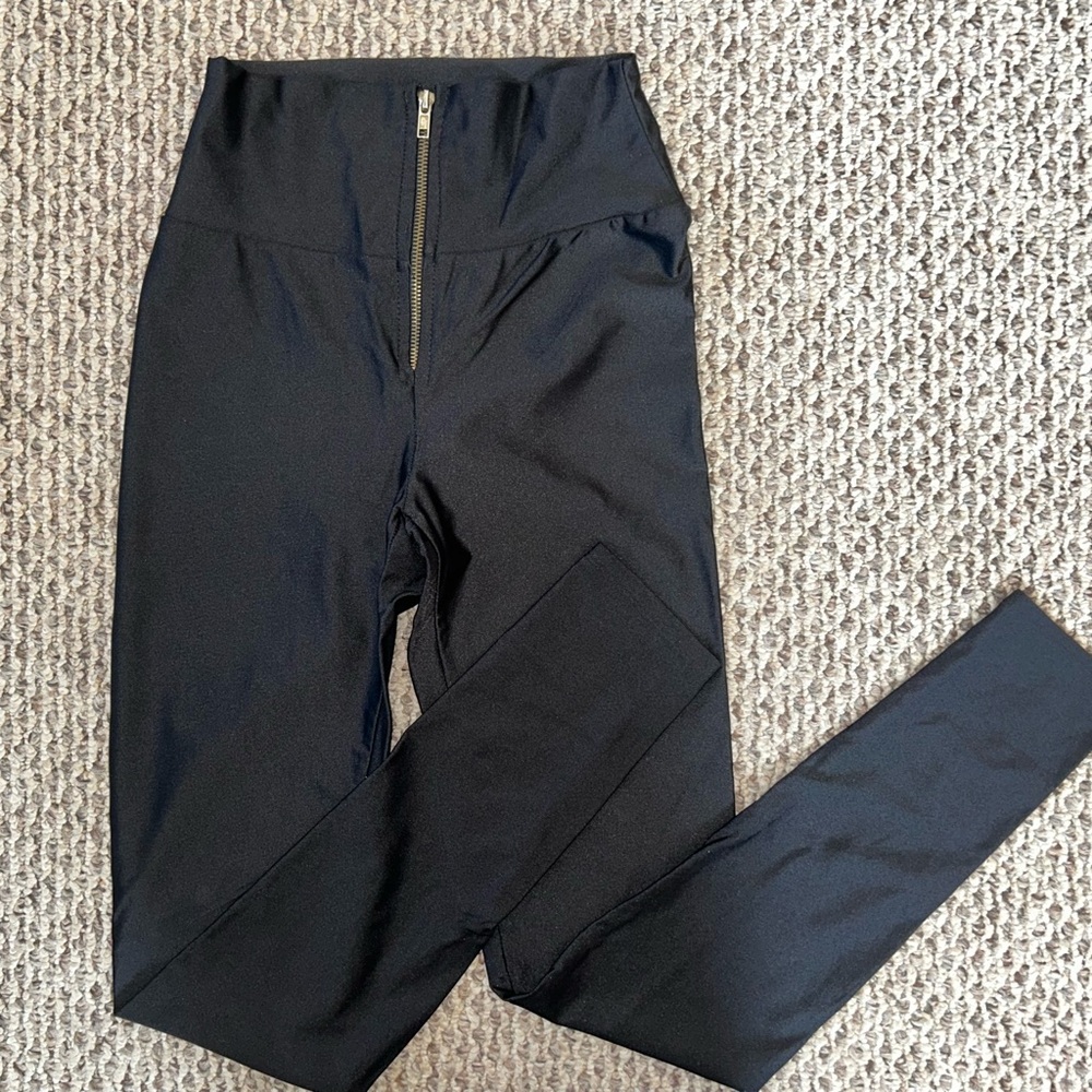 Black High-Waisted Liquid Leggings with Zipper